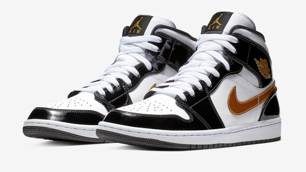 New Orleans Saints safety Tyrann Mathieu wore Air Jordan 1 Mid 'Patent Black White Gold' sneakers during an NFL photo shoot.